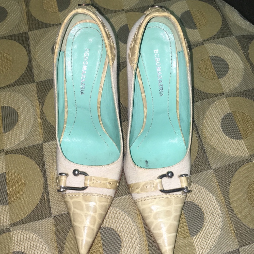 BCBG MaxAzria pointy toe heels